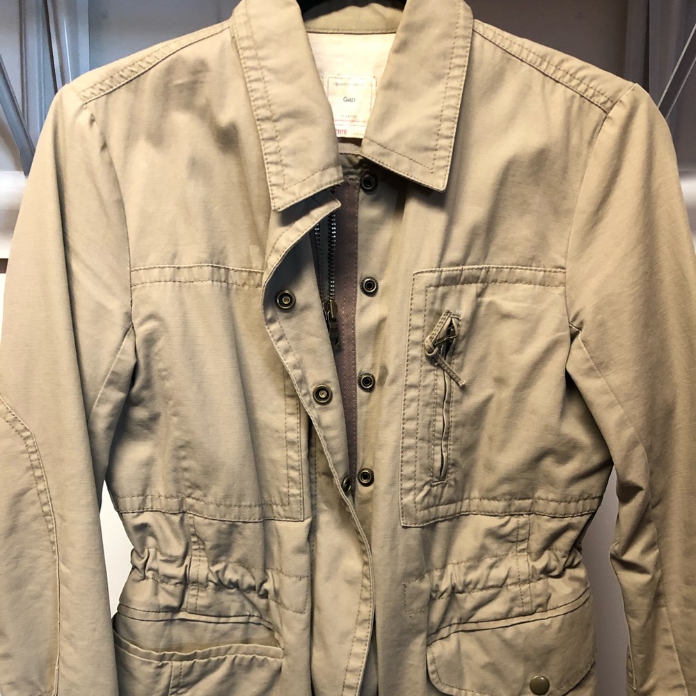 Gap jacket